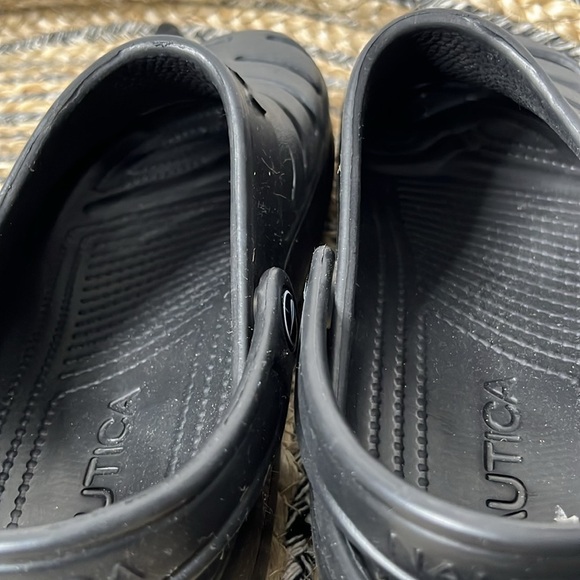 NAUTICA Women’s Black Cut Out Slide On Mules Clogs Size 8 - Picture 5 of 7